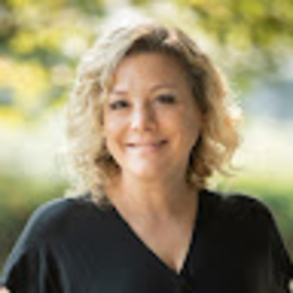 Meet your Posher, Michelle - Picture 1 of 1